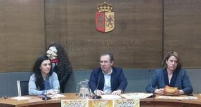Una docena de bujacos ambientar el Carnaval de Casar de Cceres