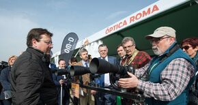 Fernndez Vara seala al turismo como sector clave para el futuro de Extremadura