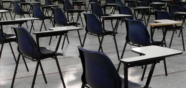 Educación suspende las clases este miércoles en Extremadura por lluvia, viento y nieve
