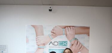 Laura Márquez Requejo cede 60% de beneficios de una novela para apoyar a niños con cáncer