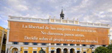 Moción del PSOE-Badajoz para reafirmar compromiso con defensa derechos mujer