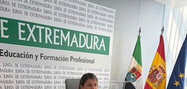 Extremadura actualiza instrucción que regula dispositivos móviles y digitales en centros