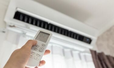 Precio de luz se dispara en primera quincena de agosto y apunta a un recibo de más de 100€