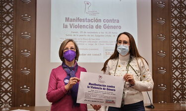 La Asociación de Mujeres Progresistas de Badajoz organiza una manifestación ante el 25N