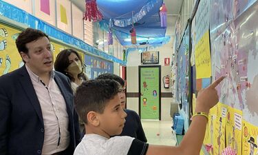 Educación apuesta por internacionalización que genere igualdad de oportunidades en centros