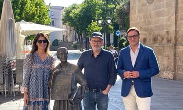 Estatua de Leoncia vuelve a lucir en la plaza de San Juan en Cáceres tras su restauración