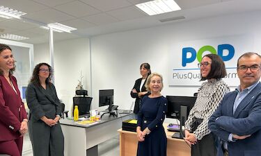Mercedes Vaquera visita empresas farmacéuticas y tecnológicas en el PCTEX en Badajoz