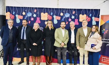 Blanca Martín subraya el simbolismo del comercio en Plasencia, como seña de identidad