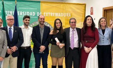 Inés María Martín Martínez, ganadora del IV Premio Enfermera Raquel Nieto