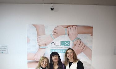 Laura Márquez Requejo cede 60% de beneficios de una novela para apoyar a niños con cáncer