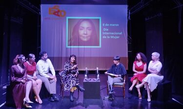 La ESAD de Extremadura conmemora el 8M con la visita de la dramaturga Carolina África