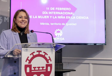 El Ayuntamiento inicia una campaña para dar visibilidad a mujeres científicas de Mérida