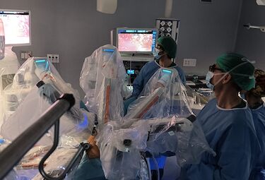 Extremadura reduce en 2.063 personas la lista de espera quirúrgica y 43 días tiempo espera