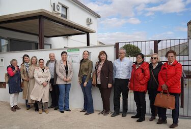 La consejera de Salud y Servicios Sociales visita el consultorio médico de Torremocha 