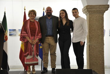 Asamblea de Extremadura inaugura ciclo Marzo de Mujeres con actuación de Carolina Valiente