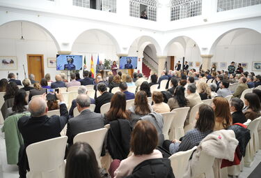 Manuel Naharro insiste en que la búsqueda de la igualdad exige compromiso y humildad