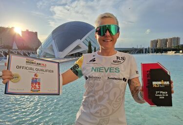 Nieves Gemio clasificada para Mundial Ironman de Niza y sube podio en Ironman de Valencia