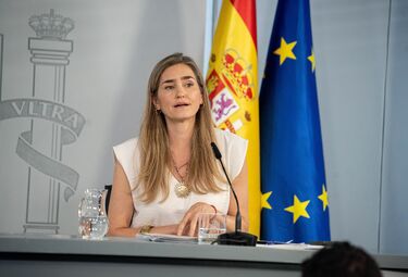 Sara Aagesen defiende la prórroga a la vida útil de la central nuclear de Almaraz