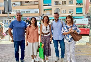 Belén Fernández plantea plan para revitalizar comercio ante parálisis del Gobierno Cáceres