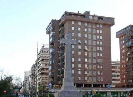 Profesionales de la cultura se oponen a declarar como BIC la Cruz de los Cados de Cceres
