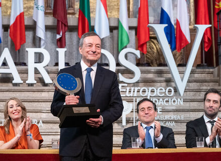 Fundacin Yuste convoca 10 becas Premio Europeo Carlos V Mario Draghi
