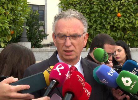 Quintana reitera que la posicin del PSOE no ha cambiado sobre una posible abstencin