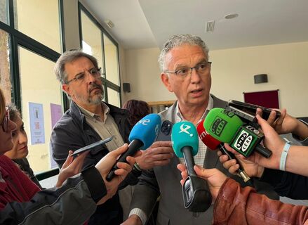 Quintana reitera que el PSOE es el partido ms democrtico que hay en Espaa