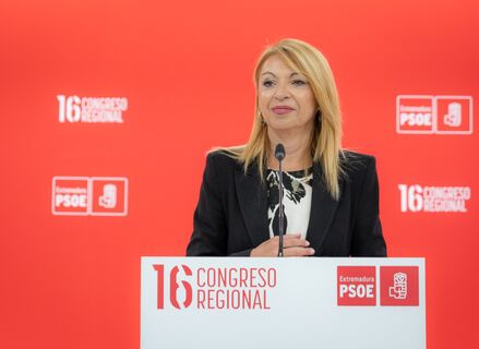 PSOE asegura que Guardiola se queda sola y sin apoyos tras su acuerdo ilegal con Vox