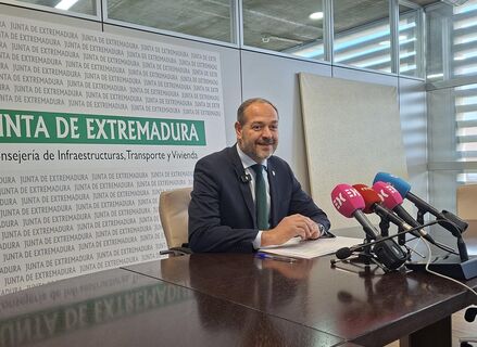 Junta agotar todas vas institucionales contra castigos del Gobierno a Extremadura