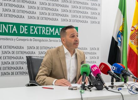 Fernndez Calle 18 de los MENAS de Extremadura tienen familiares en otras regiones 
