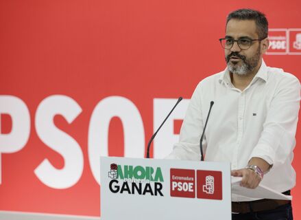 PSOE exige a Guardiola que aclare si posin VOX obre la acogida de menores migrantes