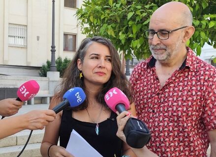 De Miguel afirma que datos sobre mayores de edad entre los menores migrantes son falsos