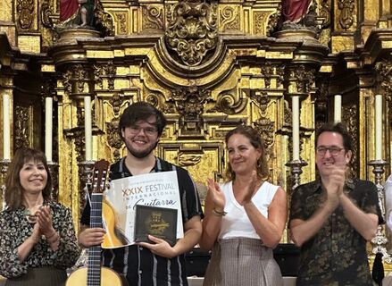 Gonzalo Pealosa gana el XXIX Festival Internacional de Guitarra Ciudad de Coria 