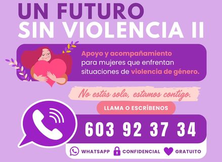 FEXAMUR llena las calles de Badajoz con carteles para concienciar sobre violencia gnero