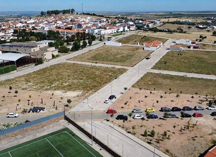 Valverde de Legans vende 71 solares a precios muy por debajo de mercado 