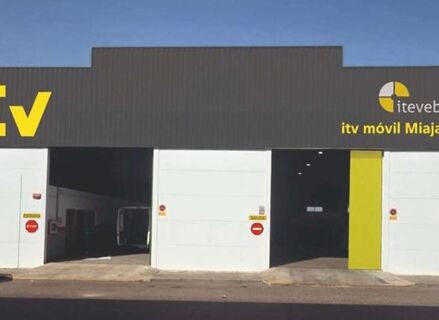 La Junta pone en marcha una nueva unidad mvil de ITV en Miajadas