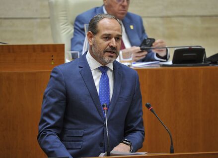 Extremadura aprueba decreto que aumenta suelo para vivienda y reduce plazos urbansticos