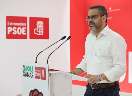 El PSOE denuncia el precario estado del servicio de oncologa en Don BenitoVillanueva 