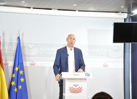El GPP acusa a la oposicin de presentar enmiendas a PGEx 2027 a la desesperada 