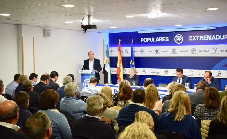 Monago afirma que an hay solucin a los problemas de Extremadura