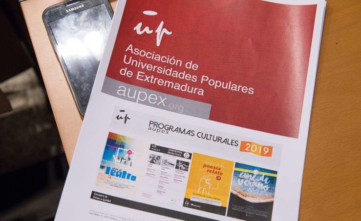 AUPEX oferta un amplio programa de actividades culturales hasta final de ao
