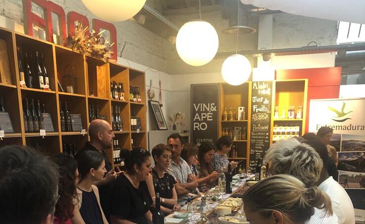 Extremadura celebra en Toulouse Da Mundial de la Tapa con una demostracin gastronmica