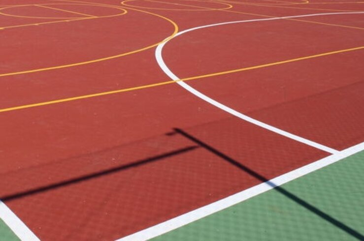 El Ayuntamiento de Cáceres licita el acondicionamiento de tres pistas deportivas 