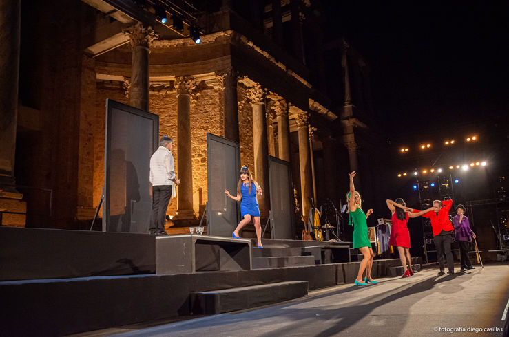 Msica baile y humor en el primer Pericles del Festival de Mrida