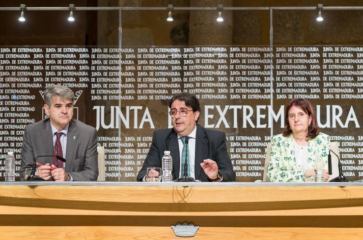 La campaa de la gripe en Extremadura tiene como objetivo llegar 65 poblacin mayor