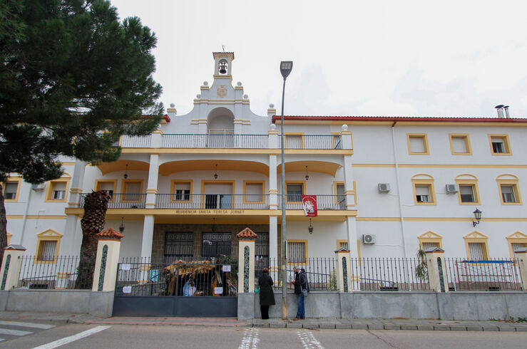 Campaña de la Sagrada Cena de Mérida para conseguir toallas para el Asilo de Ancianos
