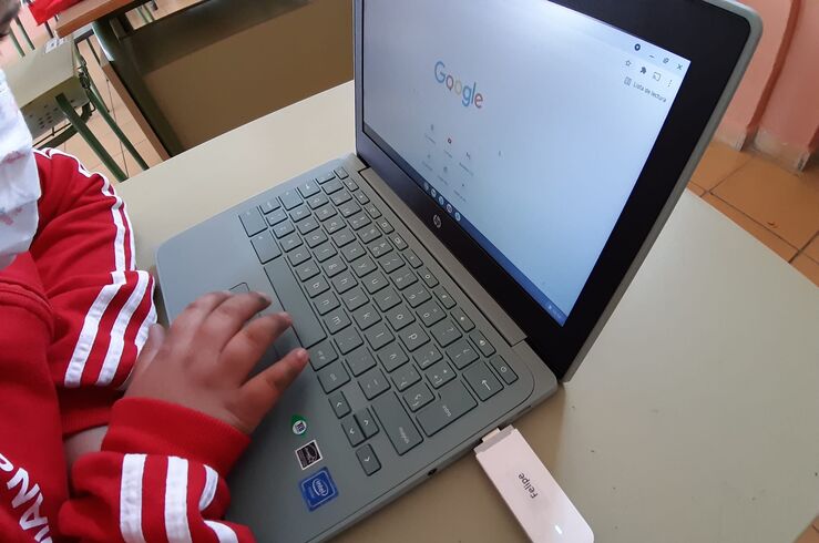 Investigadores UEx revelan datos de un estudio sobre tecnologías digitales en el aula