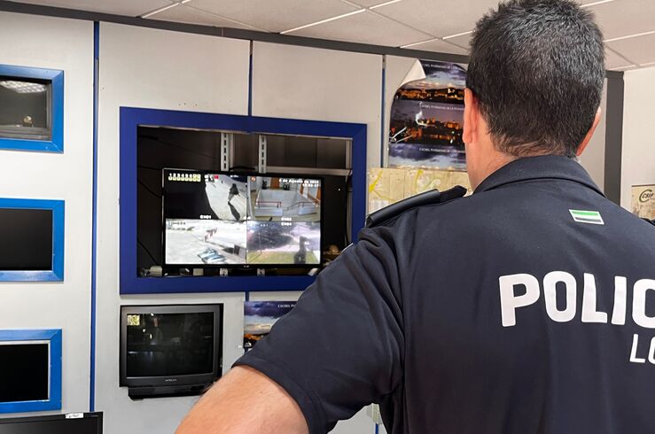 Policía Local de Cáceres asiste a un conductor que sufrió una parada cardiorrespiratoria