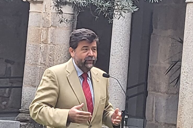 CREEX pide al nuevo Ejecutivo extremeño medidas urgentes de apoyo al tejido productivo 