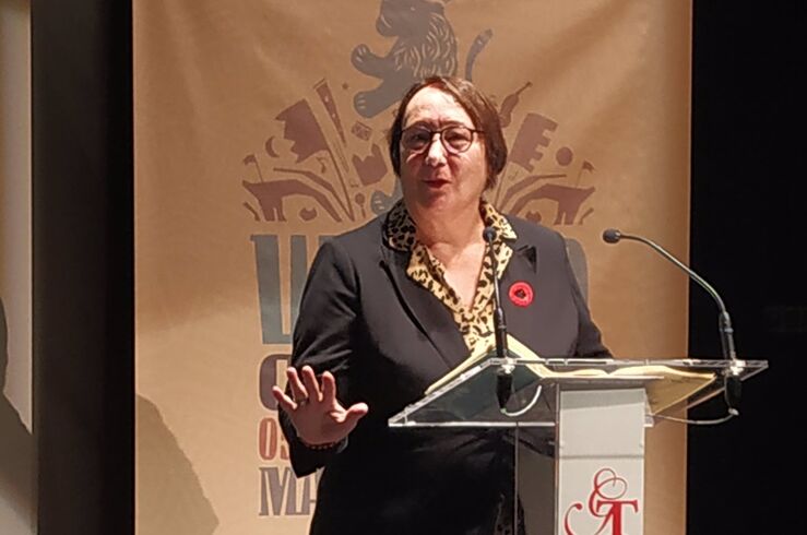 Ayuntamiento Cáceres inicia trámites para nombrar Hija Adoptiva a la canaria Dania Dévora